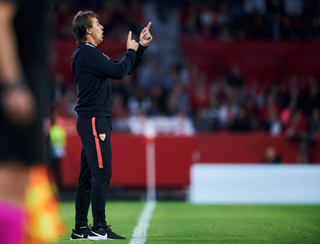 Seis jugadores por campo y varios turnos pautas de vuelta al trabajo del Sevilla FC Seis jugadores por campo y varios turnos pautas de vuelta al trabajo del Sevilla FC