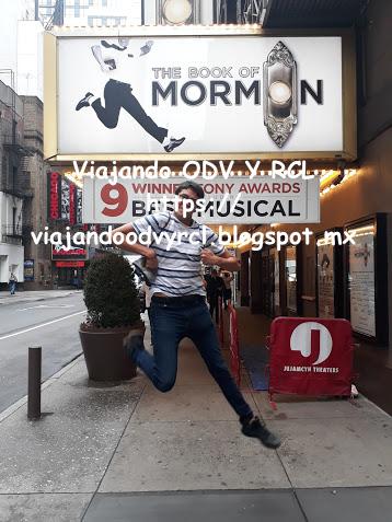 Que hacer, a donde ir, que visitar en New York. De Manhattan a Brooklyn en bicicleta. Estatua de la Libertad y Ellis Island. Visita a Intrepid Museum.