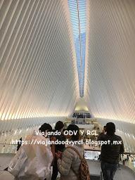 Que hacer, a donde ir, que visitar en New York. De Manhattan a Brooklyn en bicicleta. Estatua de la Libertad y Ellis Island. Visita a Intrepid Museum.