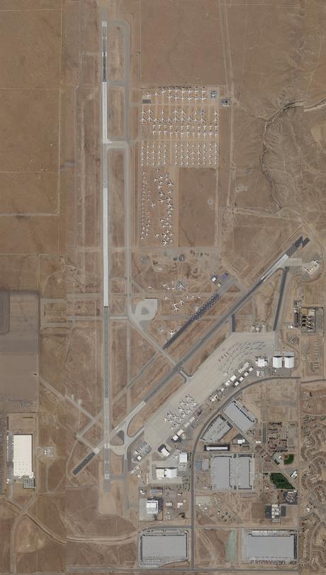 Efecto coronavirus en aeropuertos flota aviones parada