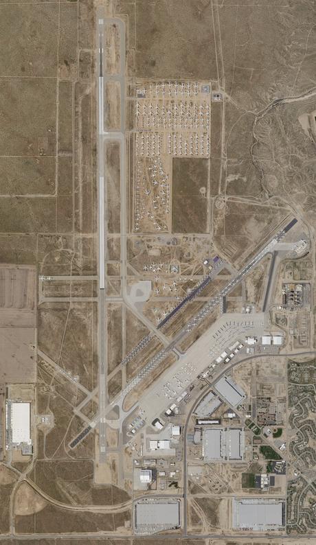 Efecto coronavirus en aeropuertos flota aviones parada