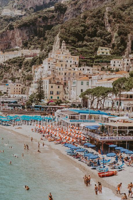 Sara from Collage Vintage wearing a slip dress at Amalfi coast