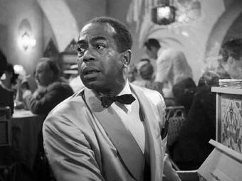 METRÓPOLIS - THE BLUE PARROT