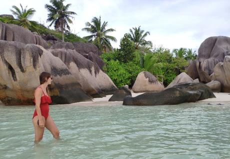 La Digue: la isla de Seychelles donde la vida transcurre en bicicleta anse-source-d'argent-paisaje