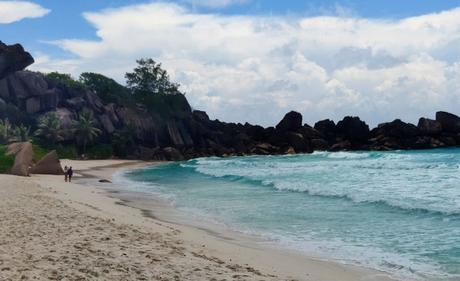 La Digue: la isla de Seychelles donde la vida transcurre en bicicleta grand-anse-ladigue-general