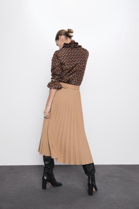 Falda Plisada Larga Zara