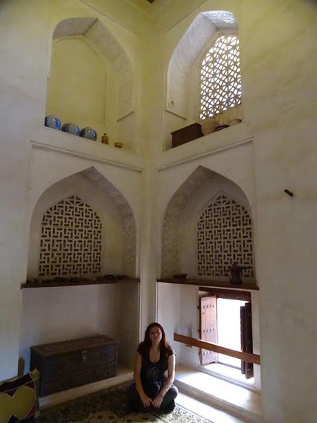 OMAN: EL FUERTE DE BAHLA Y EL CASTILLO DE JABRIN