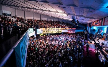 ¿QUE OCULTA EL GOBIERNO GOLPISTA DE #BOLIVIA SOBRE LA #CORRUPCIÓN “RELIGIOSA” DE JEANINE AÑEZ?