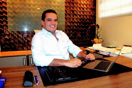 ¿QUE OCULTA EL GOBIERNO GOLPISTA DE #BOLIVIA SOBRE LA #CORRUPCIÓN “RELIGIOSA” DE JEANINE AÑEZ?