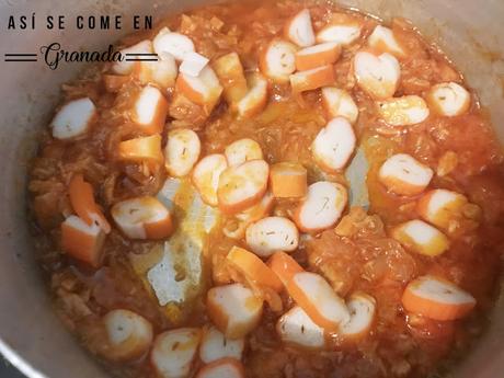 Espaguetis de arroz negro sabor a mar Espaguetis de arroz negro sabor a mar