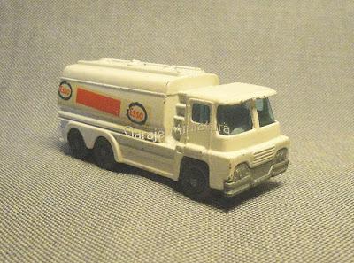 Camión cisterna de Husky Camión cisterna de Husky