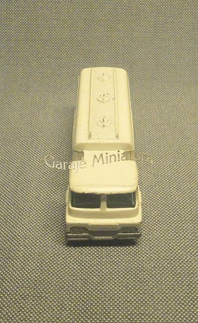 Camión cisterna de Husky Camión cisterna de Husky