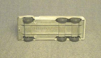 Camión cisterna de Husky Camión cisterna de Husky