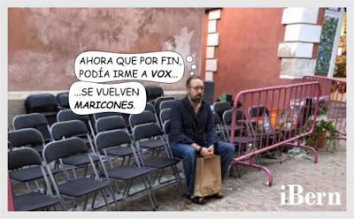 Isabel Díaz Ayuso, al frente de una corte de fanáticos.