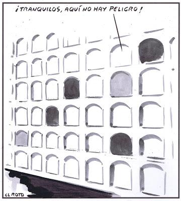 Isabel Díaz Ayuso, al frente de una corte de fanáticos.