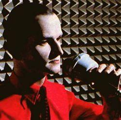 DAVE GREENFELD, DE STRANGLERS, FLORIAN SCHNEIDER, DE KRAFTWERK, LOS PIONEROS TAMBIÉN MUEREN