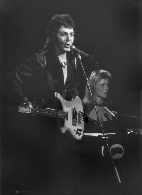 Efemérides del Rock y Heavy Metal: Que pasó un 11 de Mayo Efemérides del Rock y Heavy Metal: Que pasó un 11 de Mayo