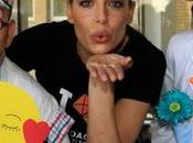 Lanza beso consigue sonrisa niño hospitalizado