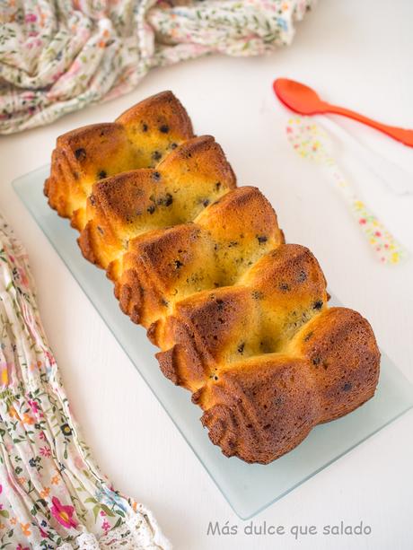 Bizcocho de naranja, almendra y chocolate