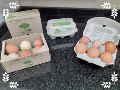 TORTILLA DE BACALAO CON PIMIENTOS VERDES Y CEBOLLA CON HUEVOS ECOLÓGICOS DE CASA GARCEA