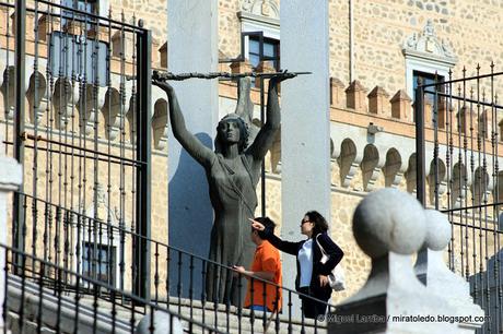 Sólo Estaba Durmiendo Sólo Estaba Durmiendo