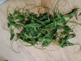 CREMA DE TIRABEQUES CON SUS LÁGRIMAS Y FRUTOS SECOS