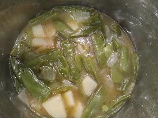 CREMA DE TIRABEQUES CON SUS LÁGRIMAS Y FRUTOS SECOS