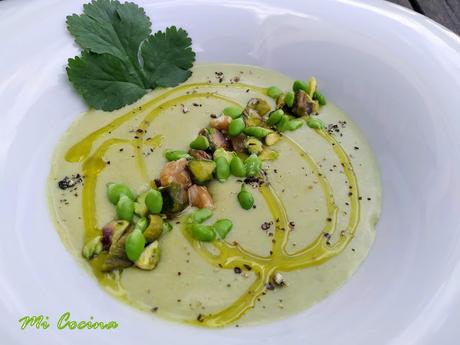 CREMA DE TIRABEQUES CON SUS LÁGRIMAS Y FRUTOS SECOS