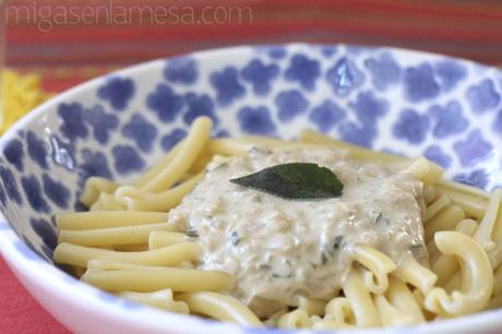 PASTA -CASARECCE- CON SALVIA [Veganos y libres]