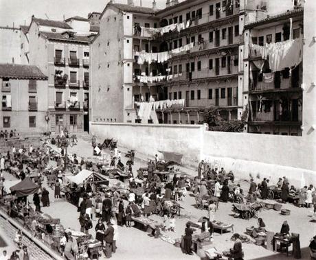 Fotos antiguas de Madrid: Corrala de Mesón de Paredes (1935)