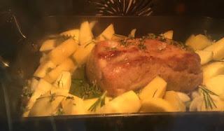 LOMO CON SALSA DE MANZANA LOMO CON SALSA DE MANZANA