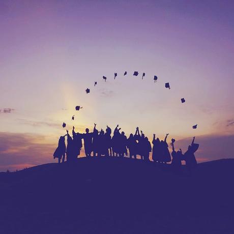 No te dejes llevar por los celos y la envidia