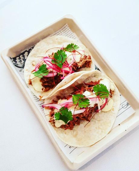 mu-na llega a  tu casa con «BAZAR by mu-na», su propuesta ‘canalla’ a domicilio