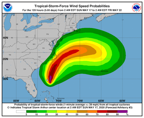 Se forma tormenta Arthur, para advertir que será muy activa la próxima temporada de ciclones.