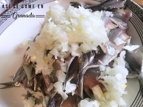 Boquerones emborrizados