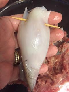 CALAMARES RELLENOS Y ALBONDIGAS DE CARNE