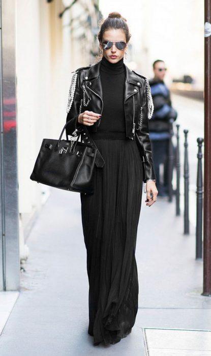 Outfits Con Maxi Falda Negra