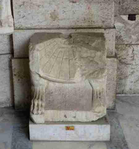 Relojes solares romanos en el Vaticano Relojes solares romanos en el Vaticano