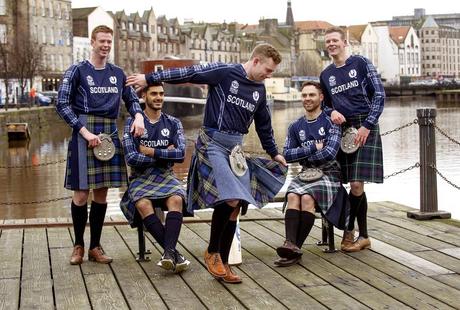 Fotos De Hombres Con Falda