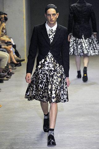 Fotos De Hombres Con Falda