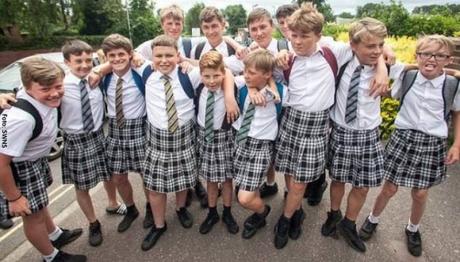 Fotos De Hombres Con Falda