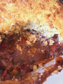 PASTEL DE CARNE CON COSTRA DE MAÍZ