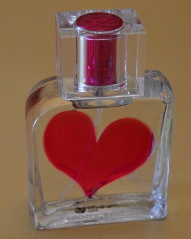 jeanne_arthes_perfume_notinoes.jpg jeanne_arthes_perfume_notinoes.jpg
