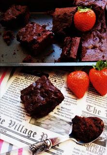 Brownie de cacao con chocolate negro