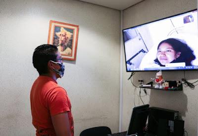 BRINDA HOSPITAL MATERNO “MÓNICA PRETELINI” VISITAS VIRTUALES A FAMILIARES DE PACIENTES PARA EVITAR COVID-19 BRINDA HOSPITAL MATERNO “MÓNICA PRETELINI” VISITAS VIRTUALES A FAMILIARES DE PACIENTES PARA EVITAR COVID-19