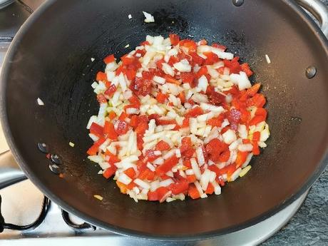 Gazpacho manchego, un guiso tradicional de caza Gazpacho manchego, un guiso tradicional de caza