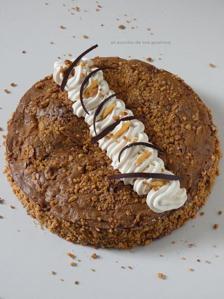 Brownie con gofio, almendra y gofio frito