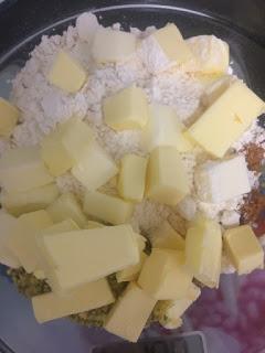 CRUMBLE DE CEREZAS Y CHOCOLATE BLANCO