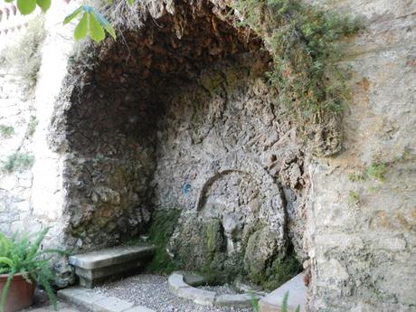 Font del Gat en los Jardines Laribal | Montaña de Montjuïc