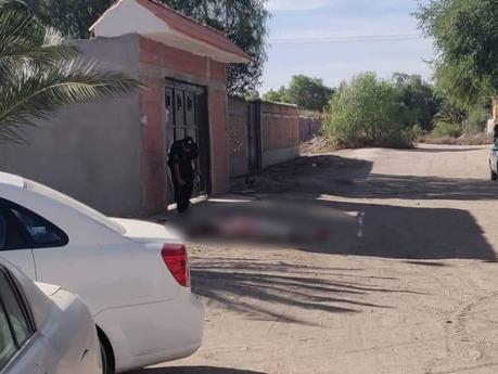 Asesinan a 2 personas y roban camionetas en la colonia El Morro